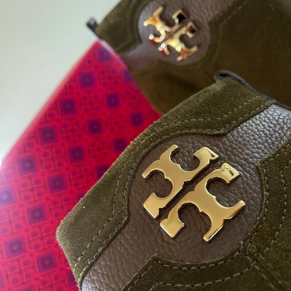 NWOT. Tory Burch ankle boots size 8,5 - Picture 4 of 15